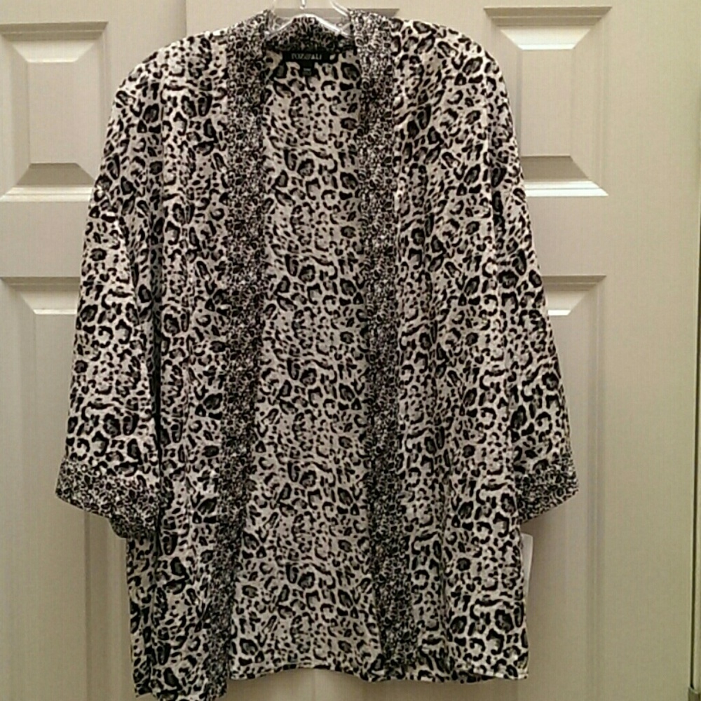Snow leopard kimono